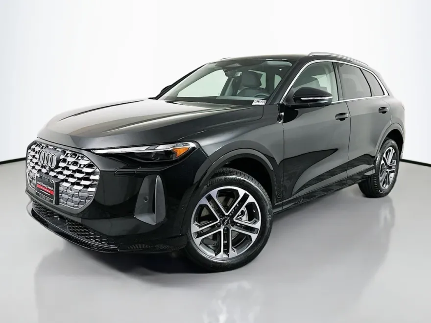 2025 Audi Q5 Premium photo 1