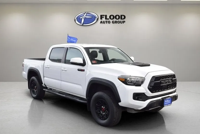2019 Toyota Tacoma 4x4 TRD Pro photo 1