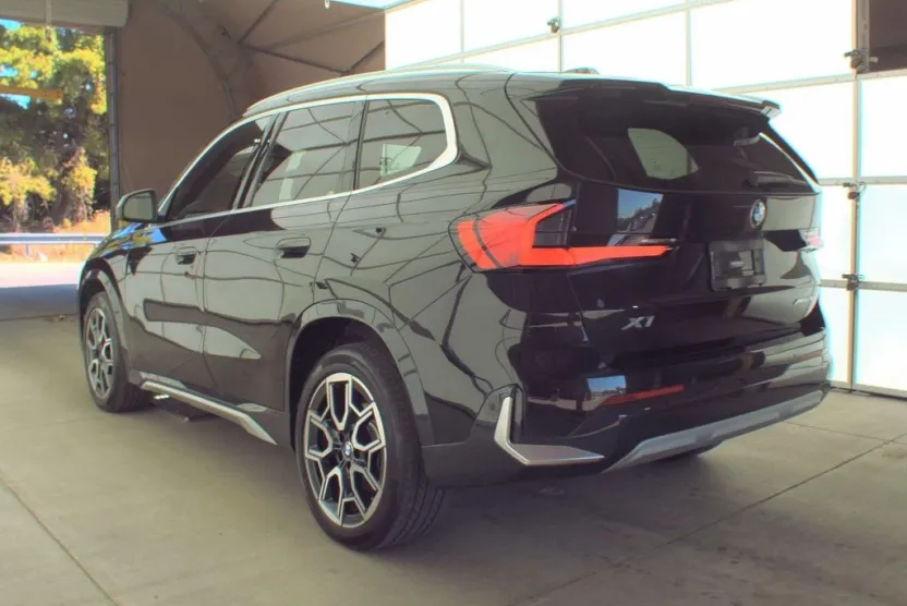 2023 Bmw X1 XDrive28i photo 1