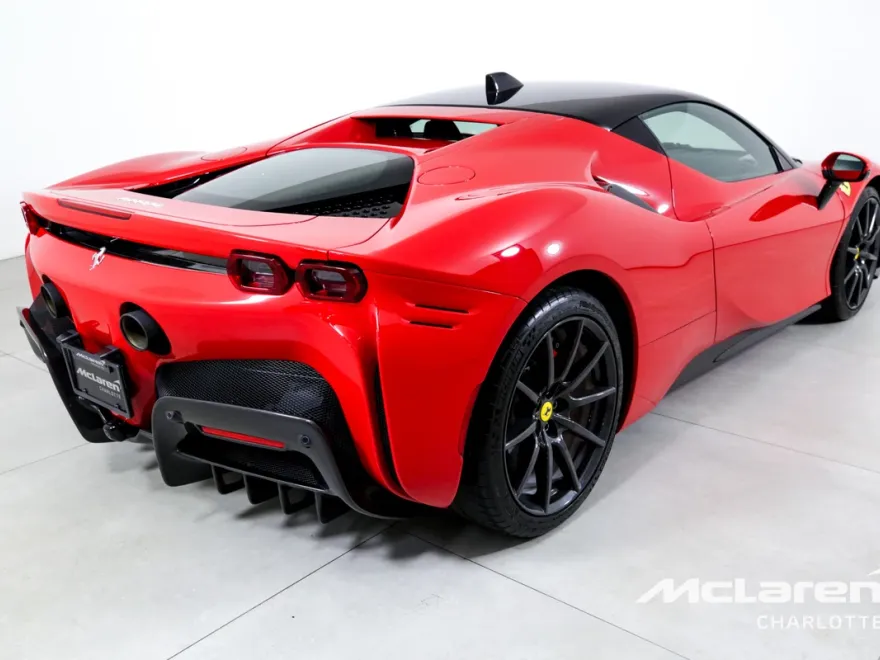 2021 Ferrari SF90 Stradale photo 8