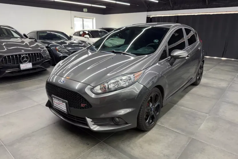 2019 Ford Fiesta ST photo 1