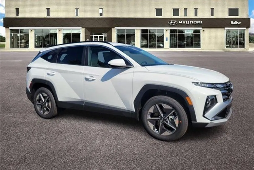 2025 Hyundai Tucson SEL photo 1