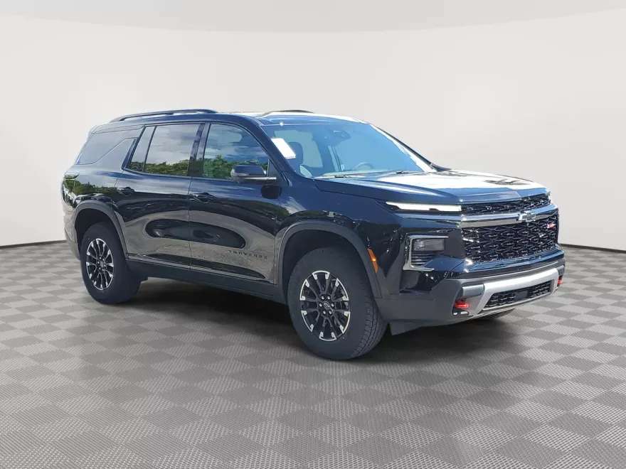 2026 Chevrolet Traverse Z71 photo 1