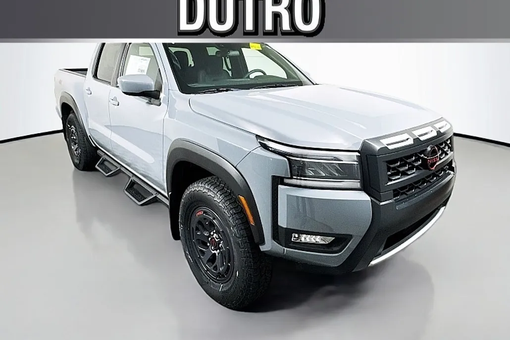 2025 Nissan Frontier Crew Cab PRO-4X photo 1
