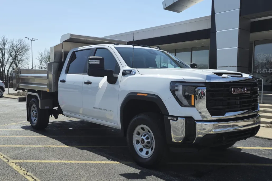 2024 Gmc Sierra 3500 HD Pro photo 1