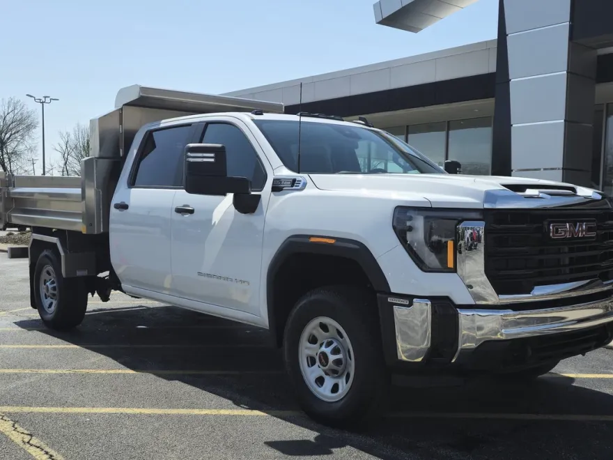 2024 Gmc Sierra 3500 HD Pro photo 1