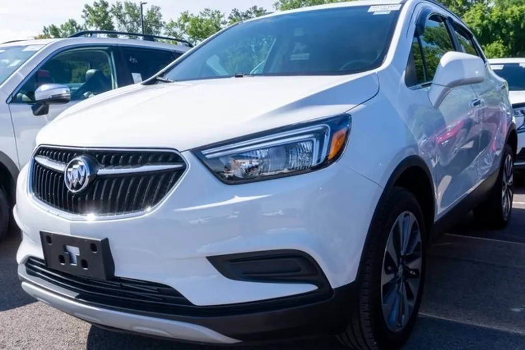 2022 Buick Encore Preferred photo 1