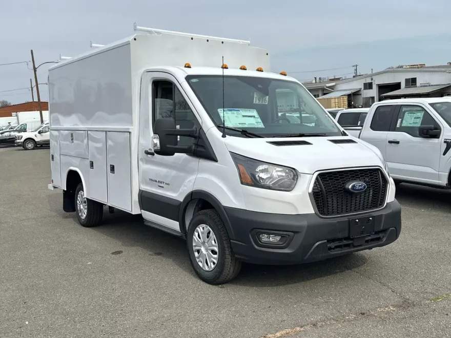 2024 Ford Transit photo 1