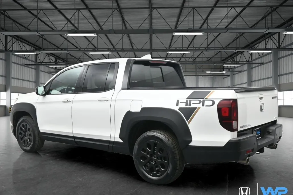 2022 Honda Ridgeline Black Edition photo 1