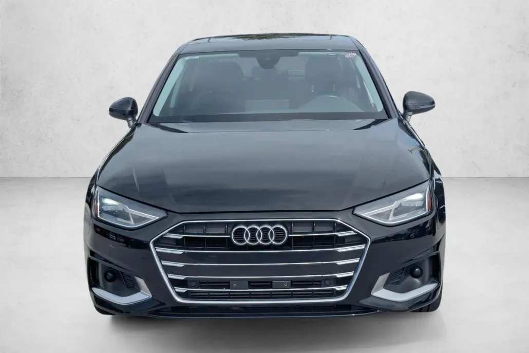 2020 Audi A4 40 Premium photo 1