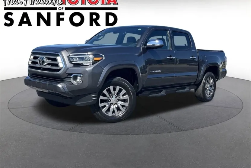2022 Toyota Tacoma Limited V6 photo 1