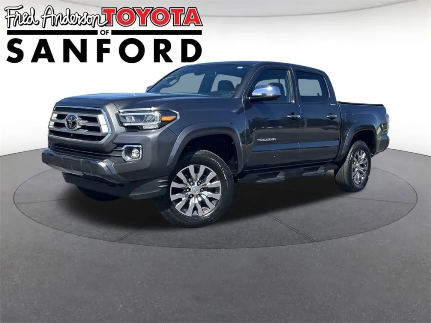 2022 Toyota Tacoma Limited V6 photo 1