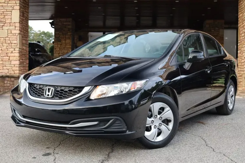 2013 Honda Civic LX photo 1
