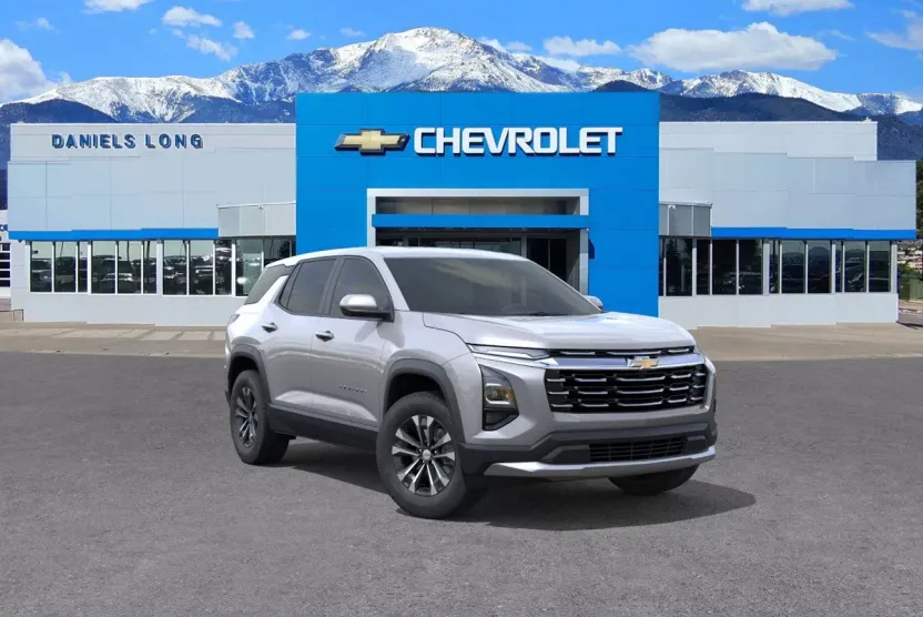 2026 Chevrolet Equinox LT photo 1