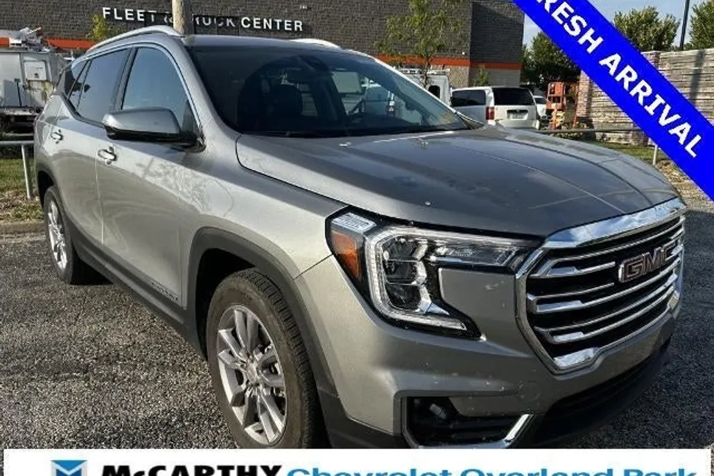 2024 Gmc Terrain SLT photo 1