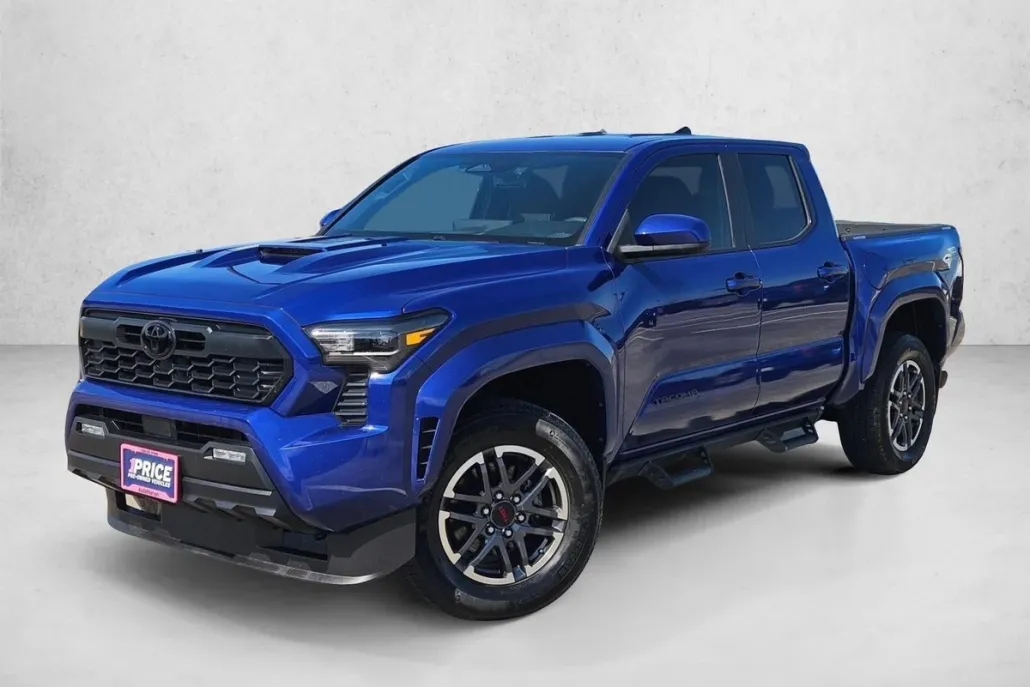 2024 Toyota Tacoma SR5 photo 1
