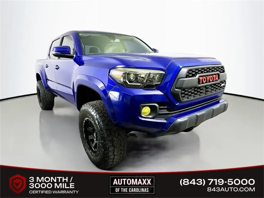 2023 Toyota Tacoma SR5 photo 1