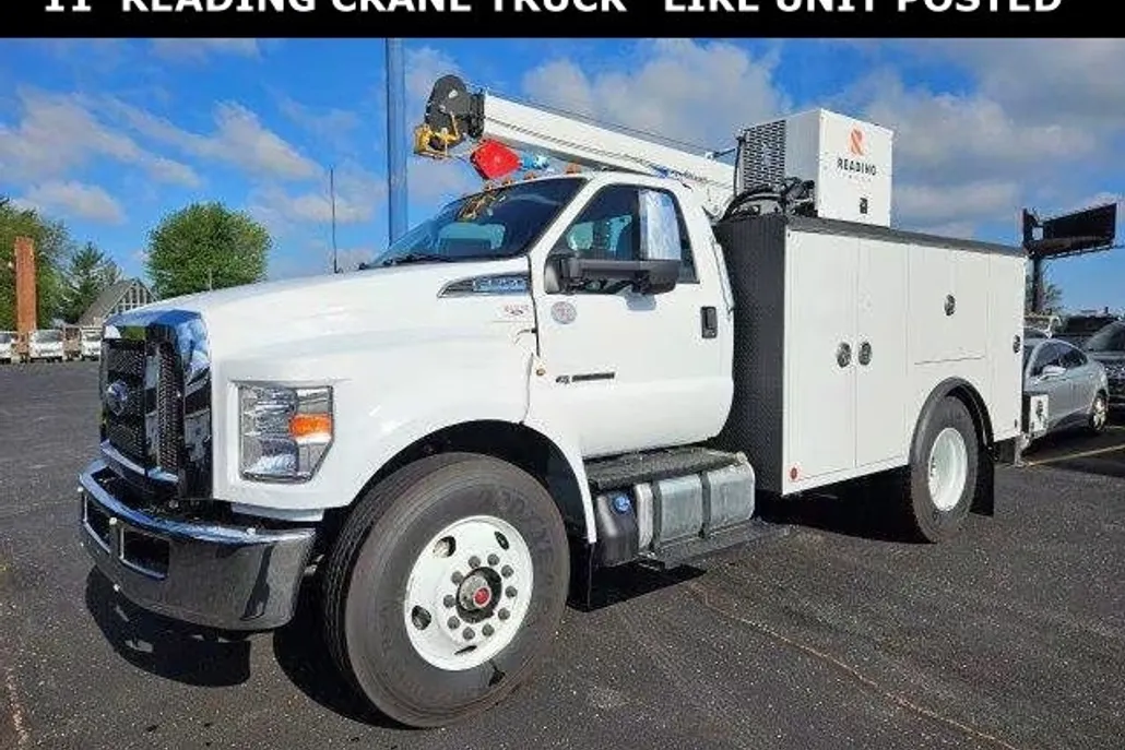 2026 Ford F-750 photo 1