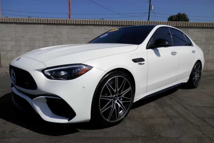2024 Mercedes Benz C AMG 63 photo 1