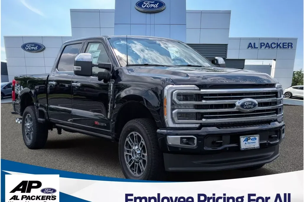 2025 Ford F-250 Platinum photo 1