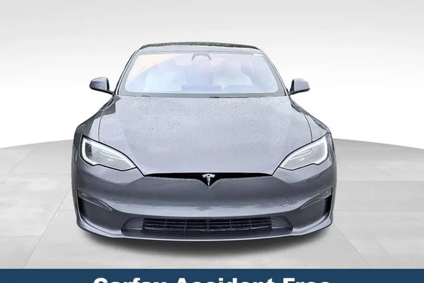 2022 Tesla Model S Plaid photo 1