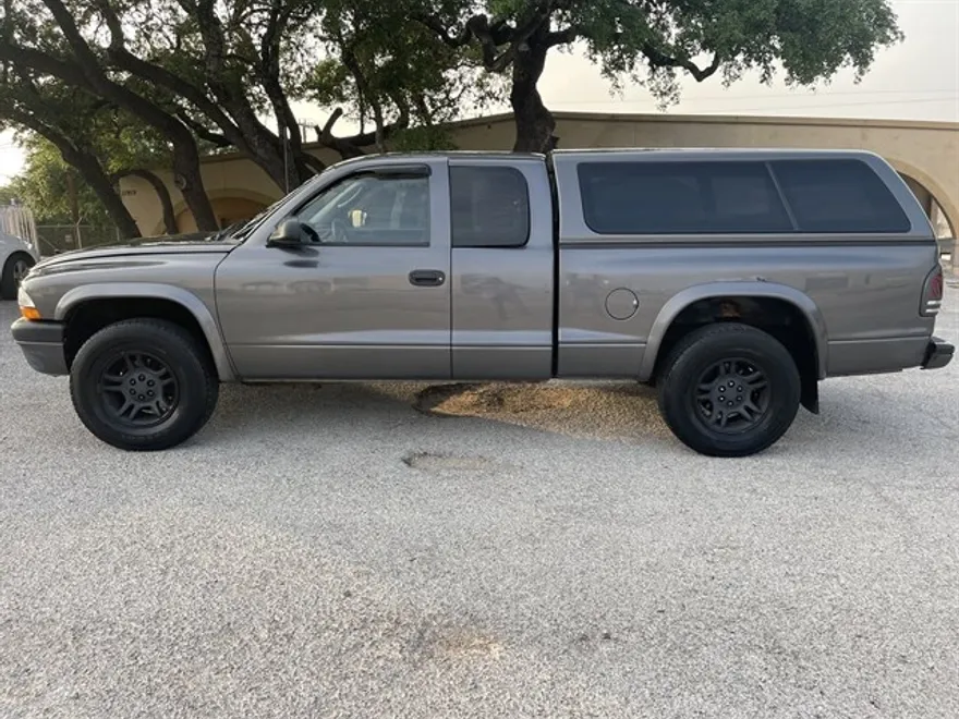 2003 Dodge Dakota Sport photo 1