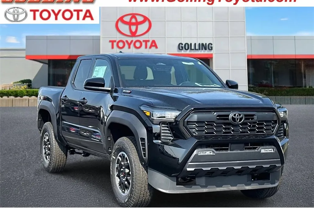 2025 Toyota Tacoma TRD Off-Road 4x4 Double Cab photo 1
