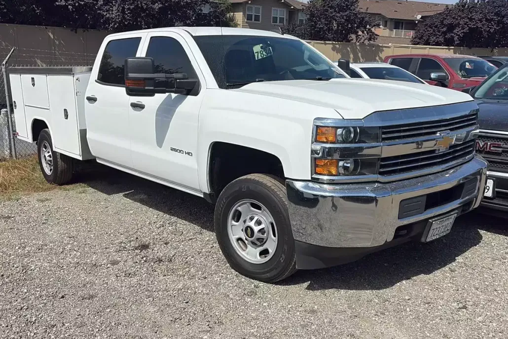 2018 Chevrolet Silverado Work Truck LS Base photo 1