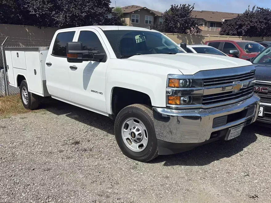 2018 Chevrolet Silverado Work Truck LS Base photo 1