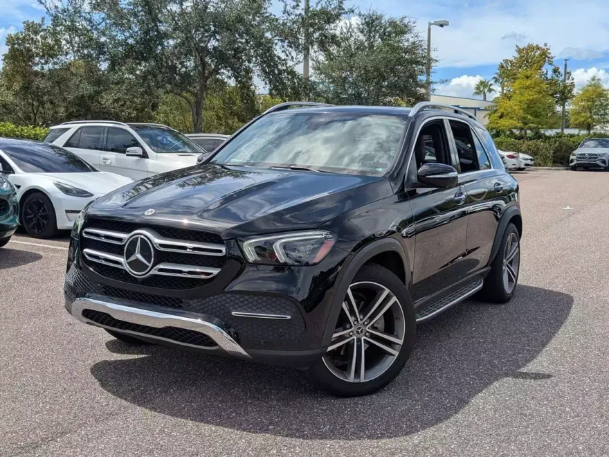 2021 Mercedes Benz GLC 300 photo 1