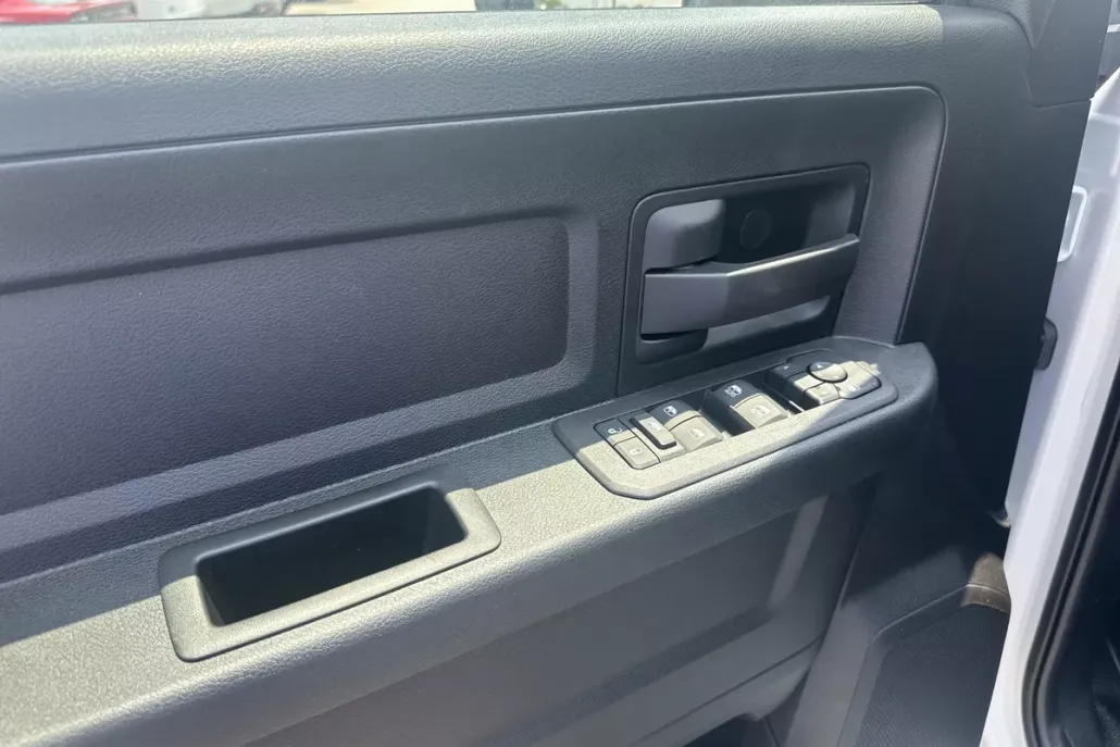 2025 Ram 3500 Tradesman photo 1