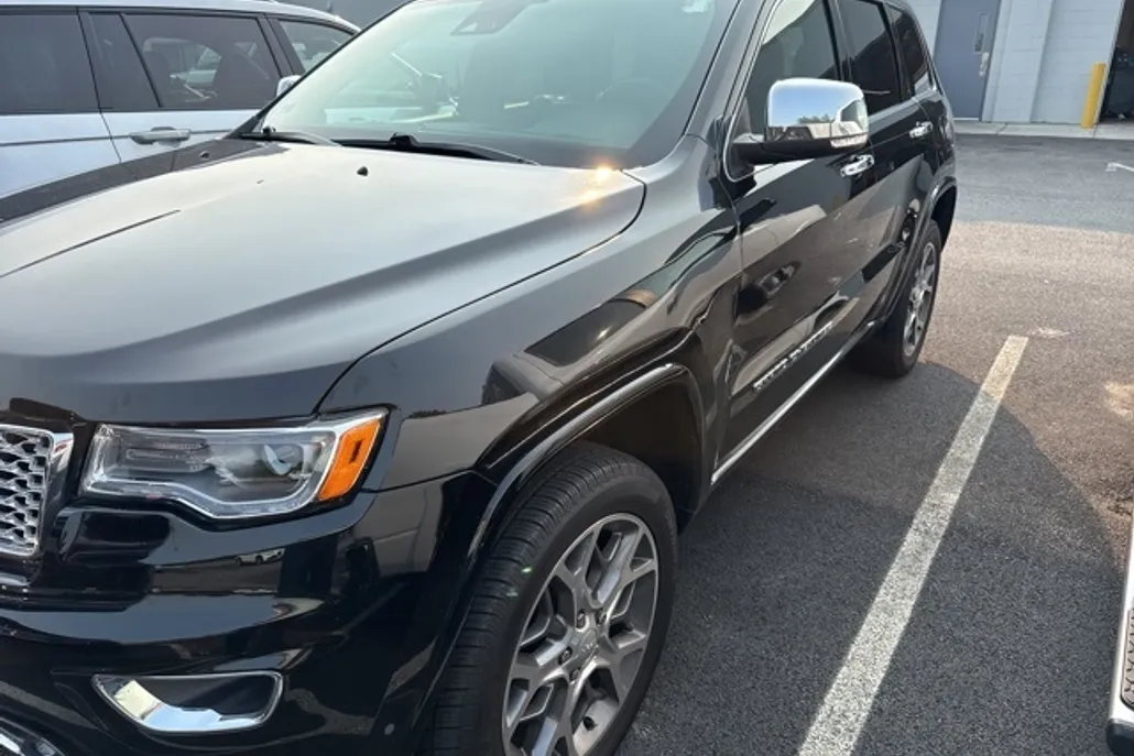 2020 Jeep Grand Cherokee Overland photo 1