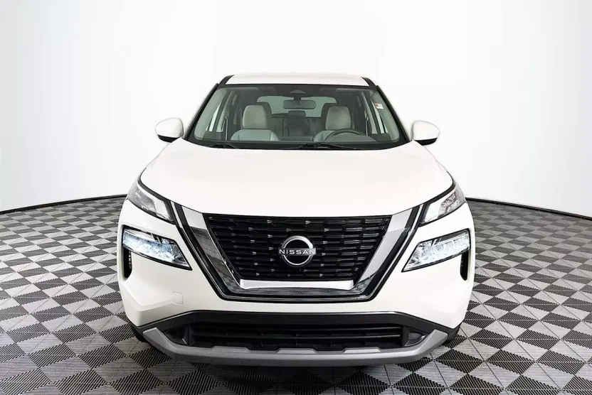 2023 Nissan Rogue SV photo 1