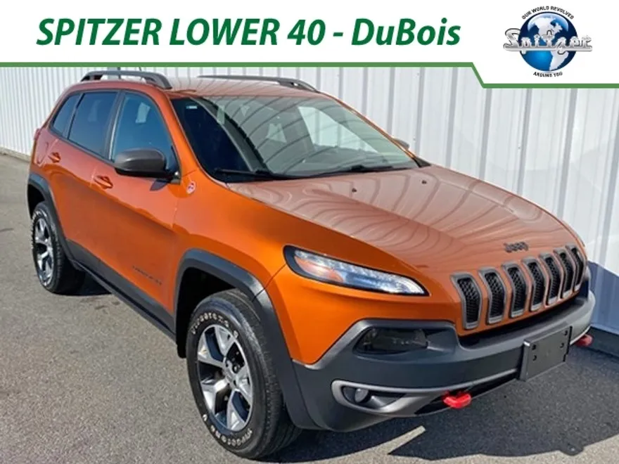 2015 Jeep Cherokee Trailhawk photo 1