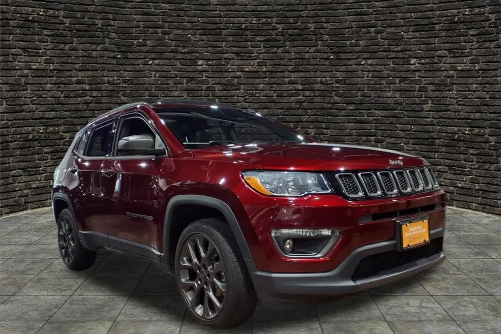 2021 Jeep Compass Anniversary Edition photo 1