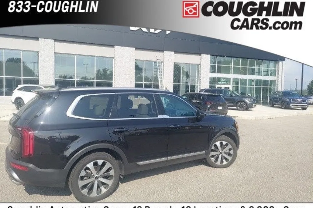 2022 Kia Telluride S photo 1