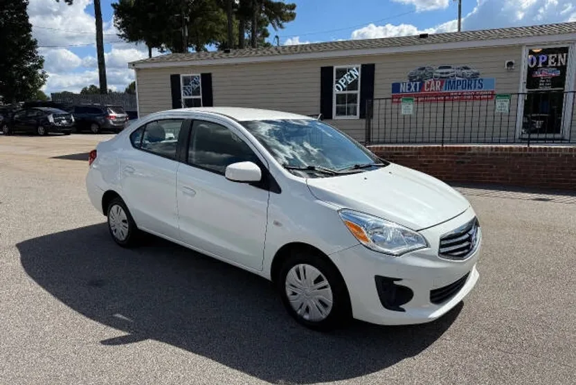 2018 Mitsubishi Mirage G4 ES photo 1