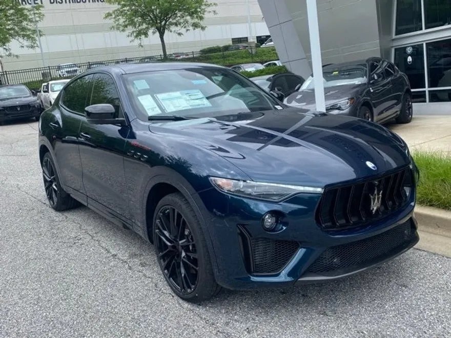 2024 Maserati Levante Trofeo photo 1