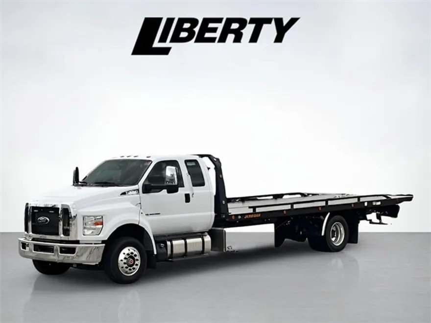 2026 Ford F-650 photo 1