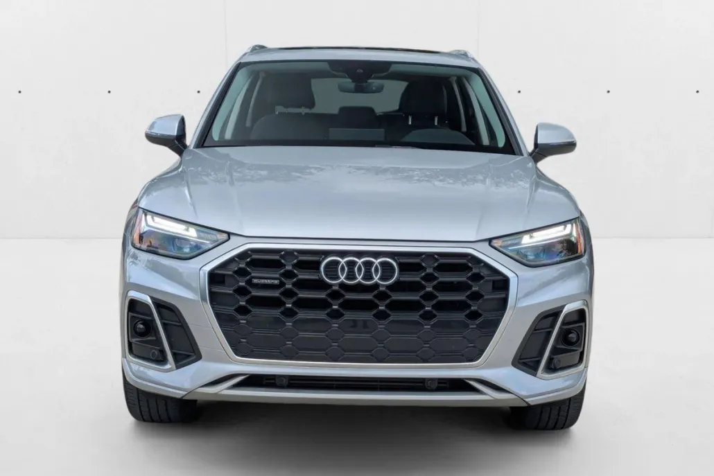2023 Audi Q5 45 S line Premium photo 1