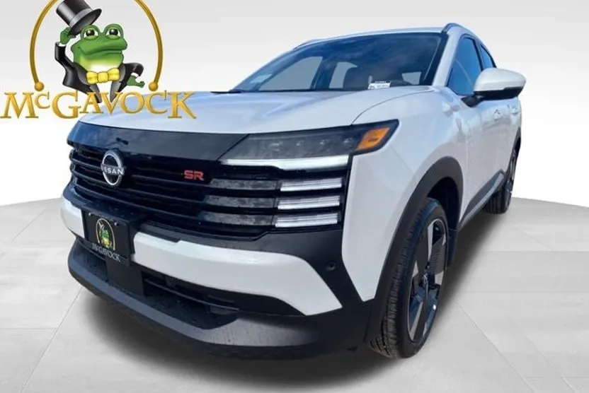 2025 Nissan Kicks SR photo 1