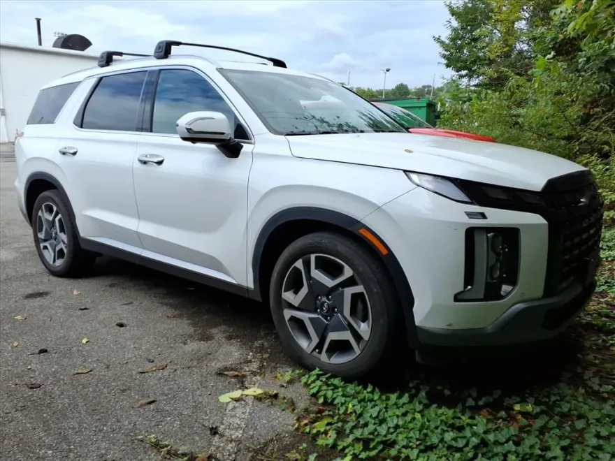 2023 Hyundai Palisade SEL photo 1
