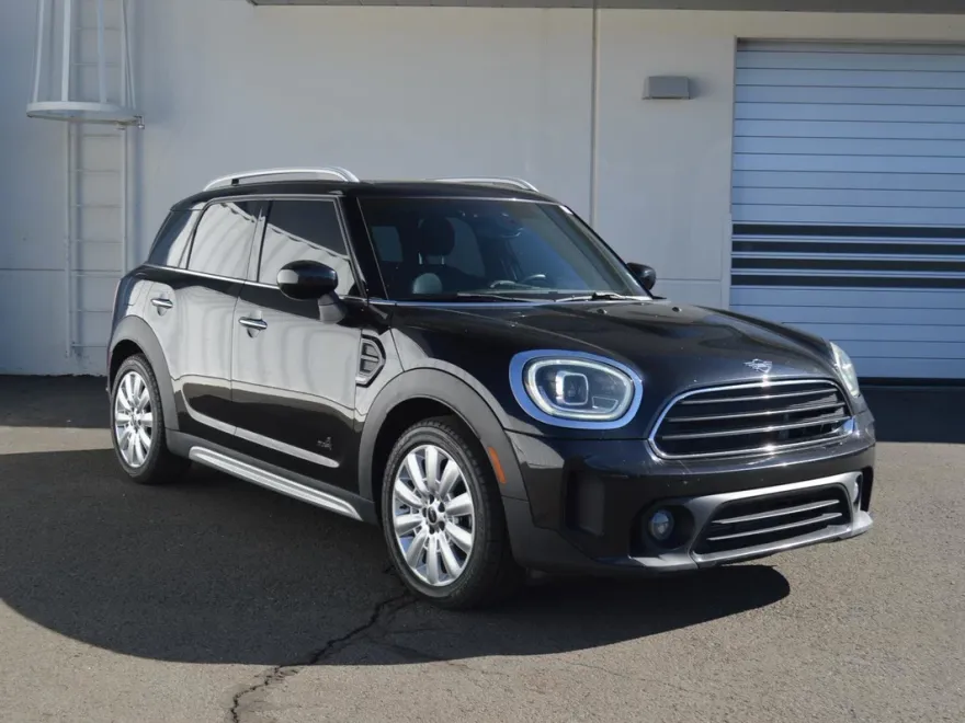 2022 Mini Countryman Oxford Edition photo 1