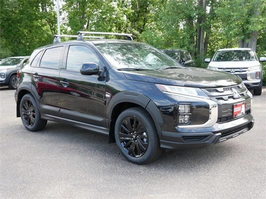 2025 Mitsubishi Outlander Sport ES SE LE photo 1