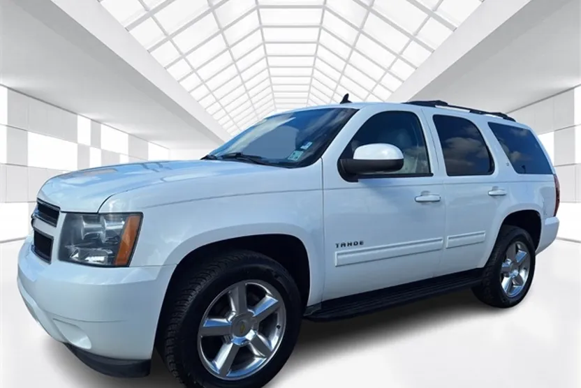 2013 Chevrolet Tahoe LT photo 1