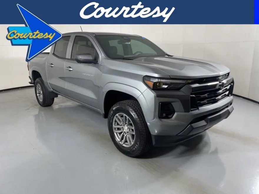 2026 Chevrolet Colorado LT photo 1