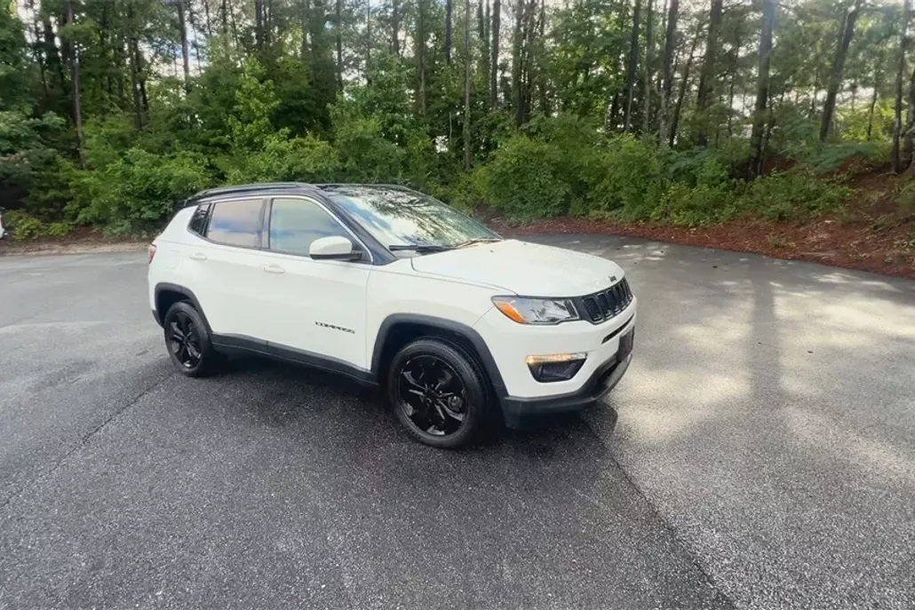 2021 Jeep Compass Altitude photo 1