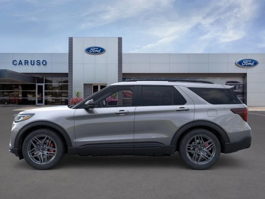 2025 Ford Explorer ST photo 1