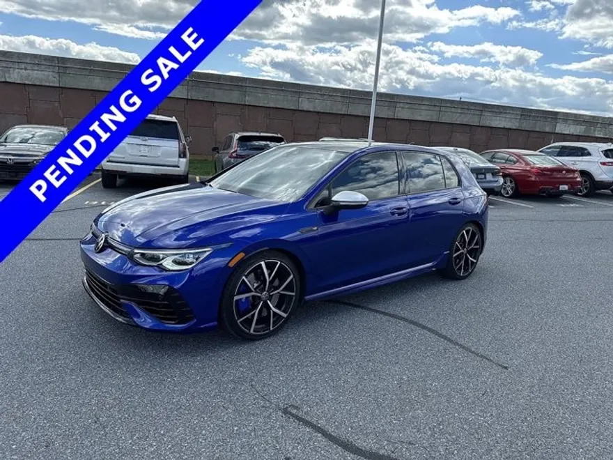 2022 Volkswagen Golf R photo 1