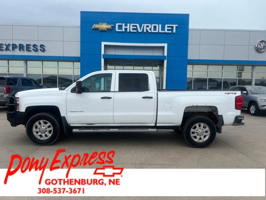 2015 Chevrolet Silverado 2500HD photo 1